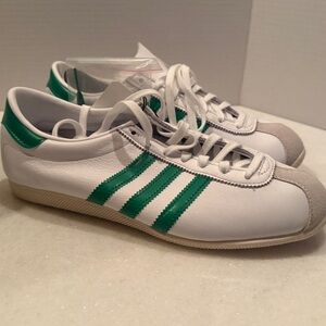 ADIDAS ORIGINALS OVERDUB REKORD SNEAKERS - WHITE & GREEN - Women’s Size 5.5